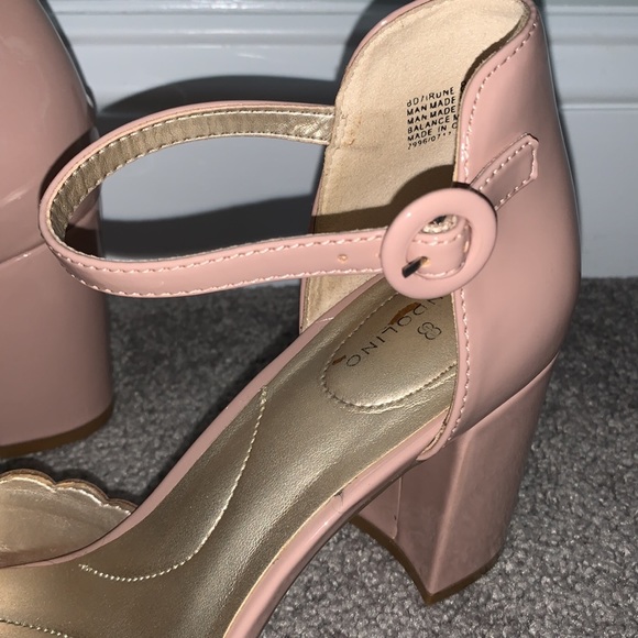 Dusty Rose Shiny Heels - Picture 2 of 4